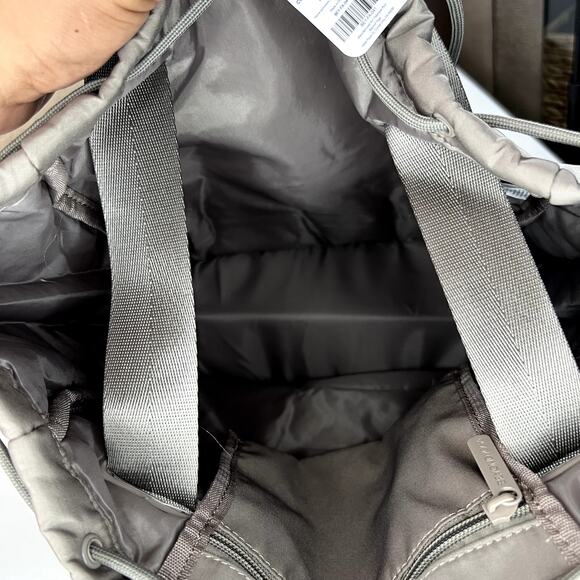 Beyond Yoga Convertible Gym Bag Backpack Tote Tan Canvas Travel Weekend main image 5